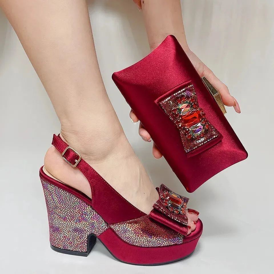 2023 Italian Design Clutch Bag & Chunky Heels for Women