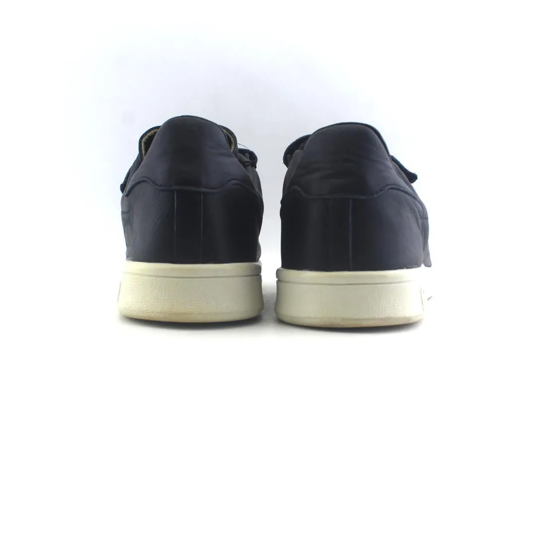 ADIDAS  HYKE