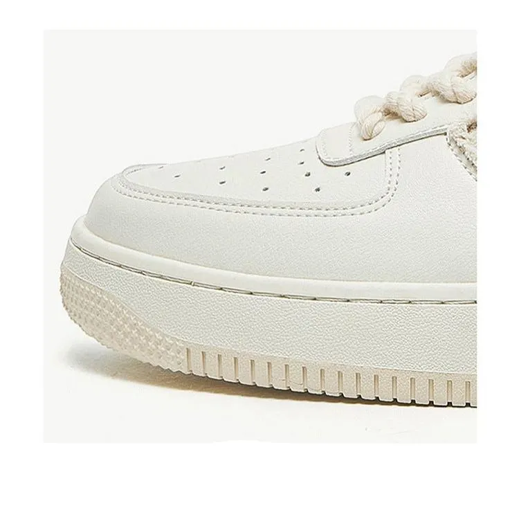 Edgy Style Sneakers with Chain