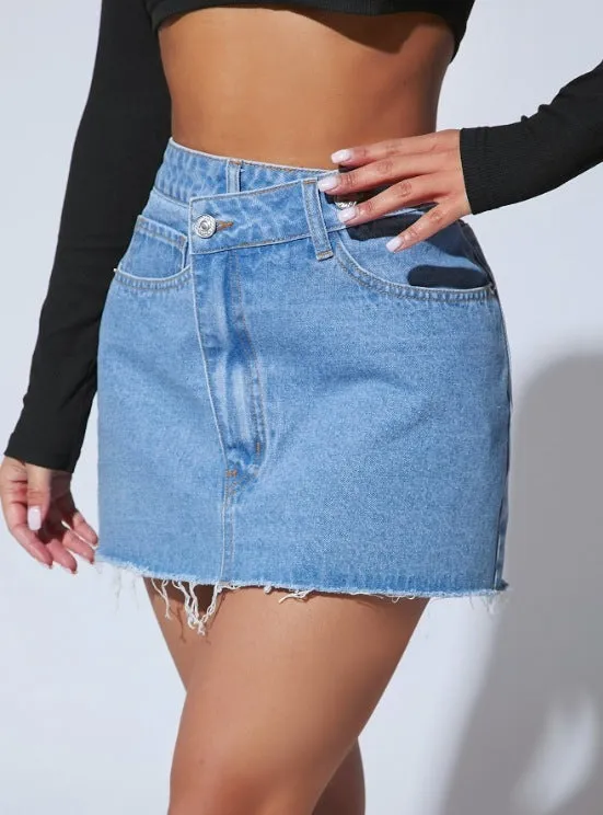 Irregular Denim Short Skirt – Stylish & Trendy for Petite Sizes