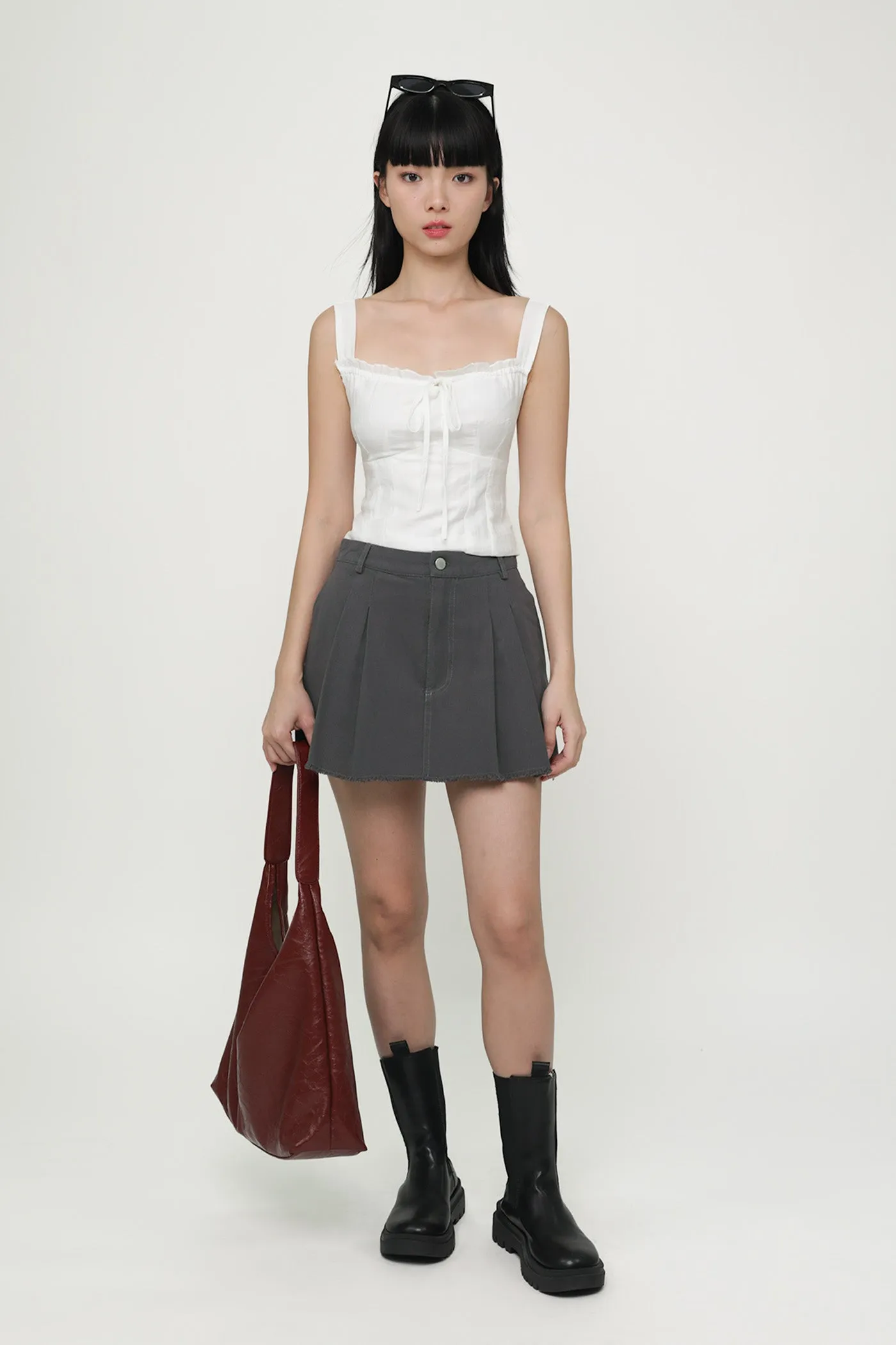 Jerry Pleated Frayed Hem Skorts
