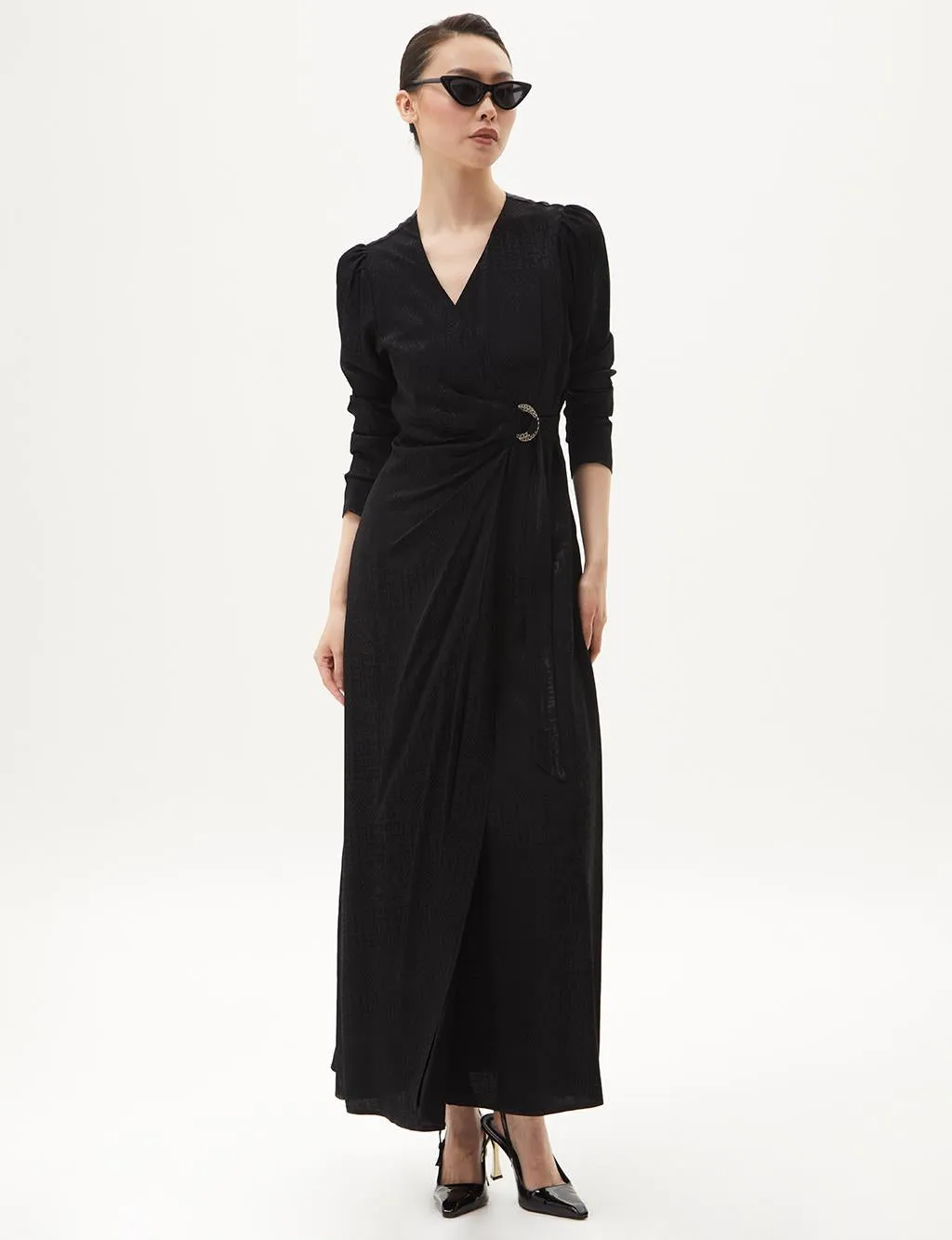Metal Buckle Detailed Stylish Black Dress
