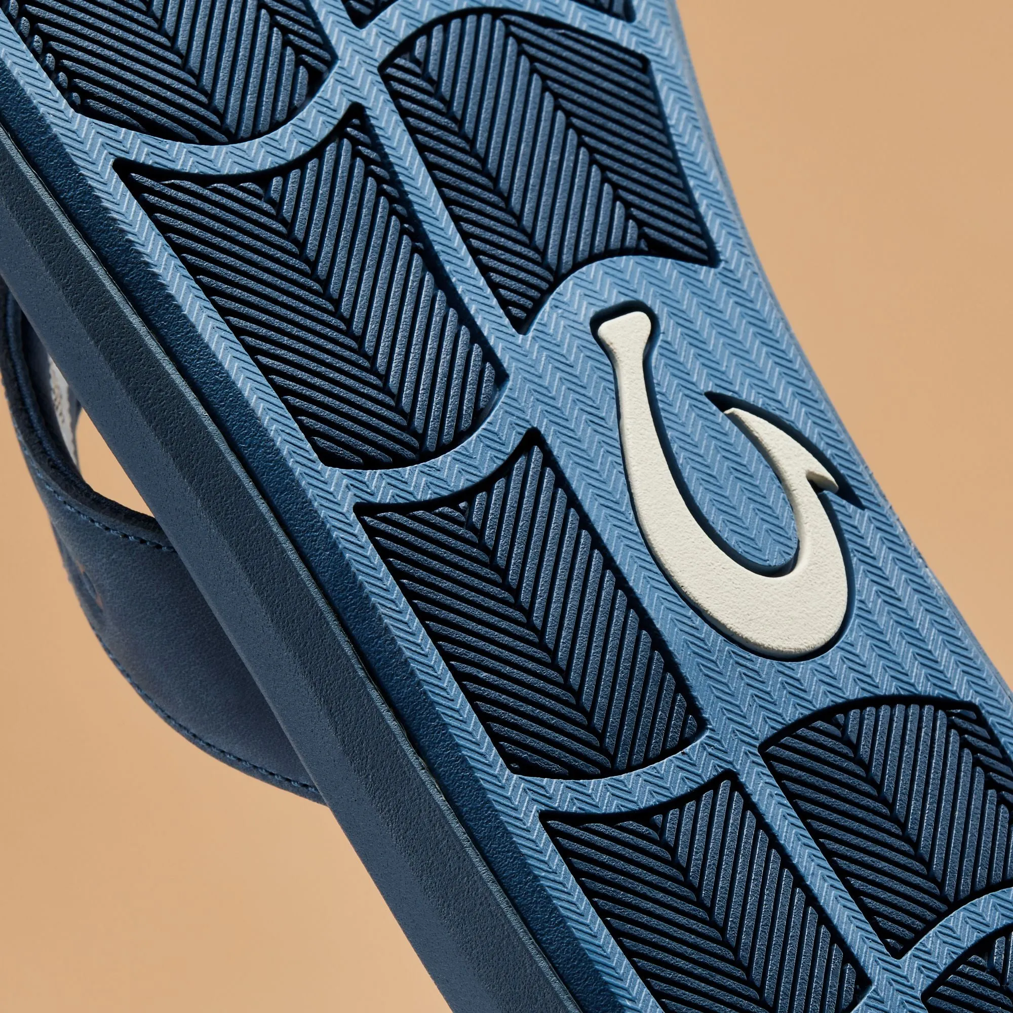 Pili - Blue Fog / Coastal Blue