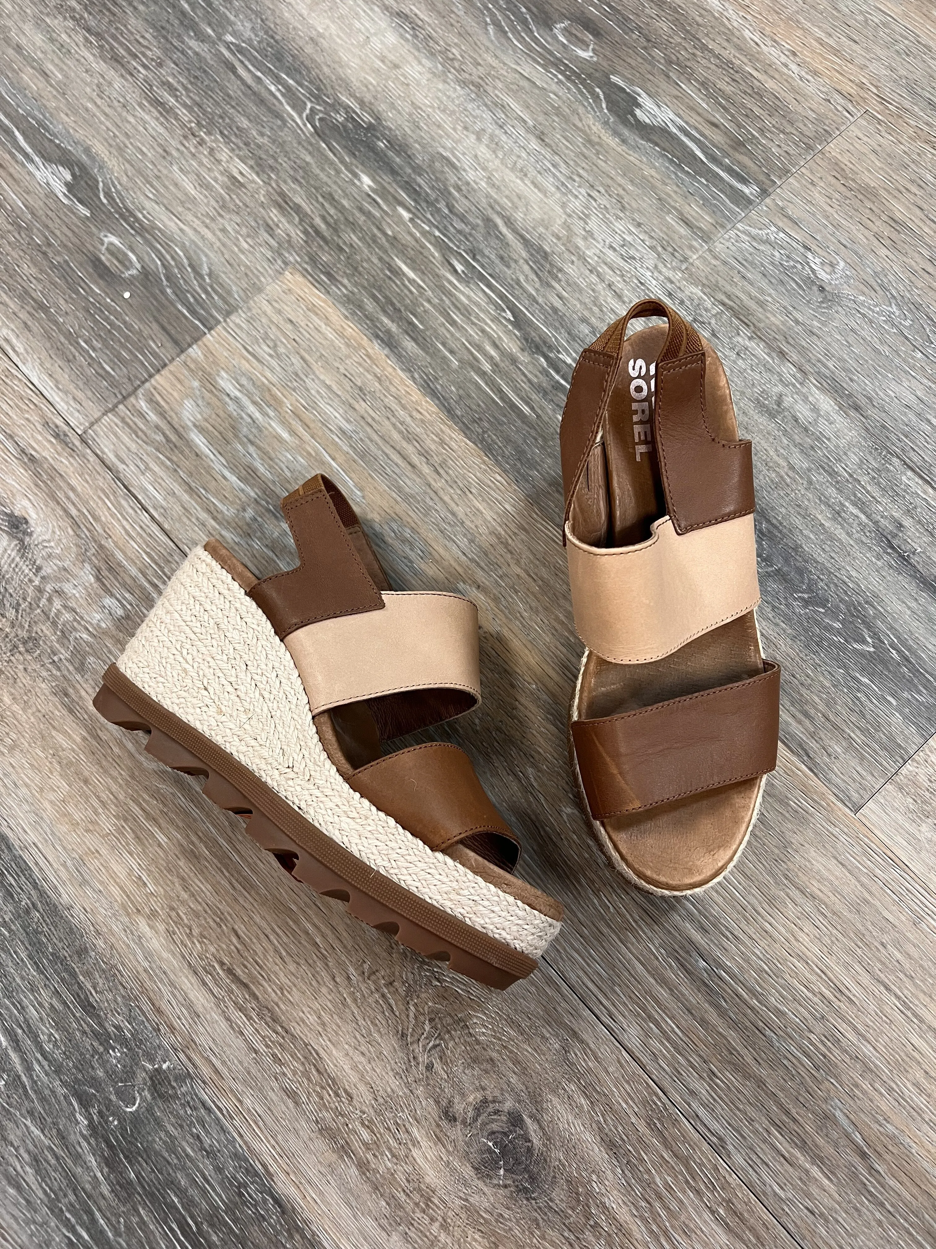 Sandals Heels Block By Sorel  Size: 7.5