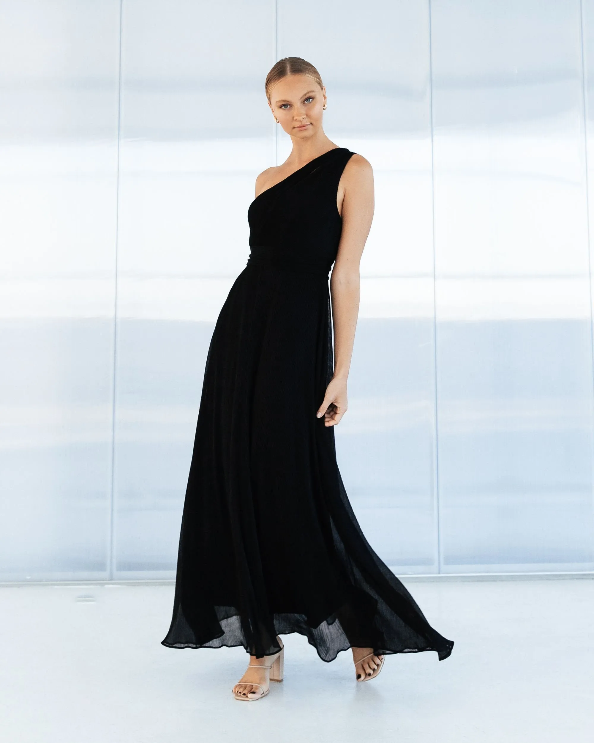 The Event Dress Black