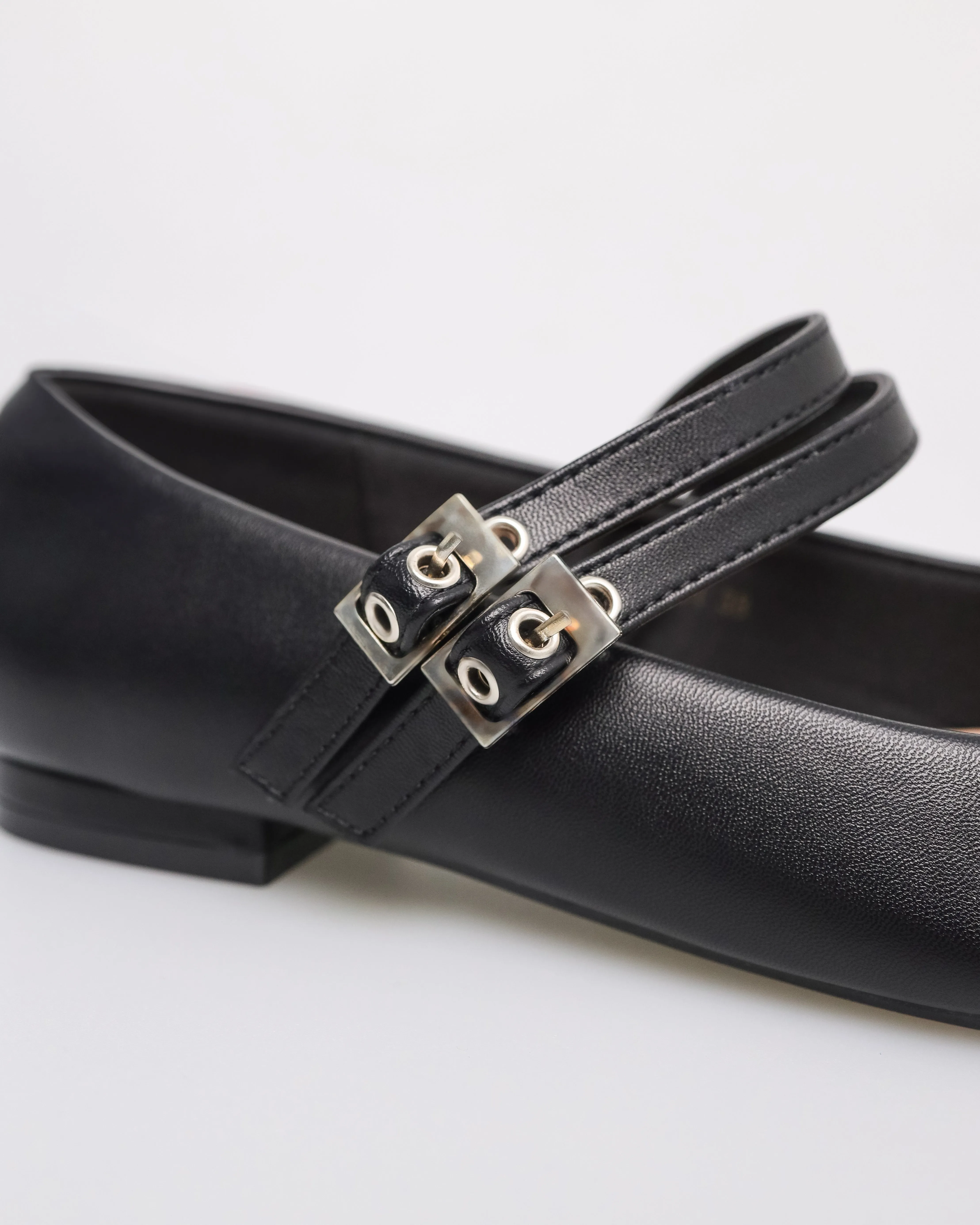 Tomaz NN361 Ladies Ballerina Buckle Flats