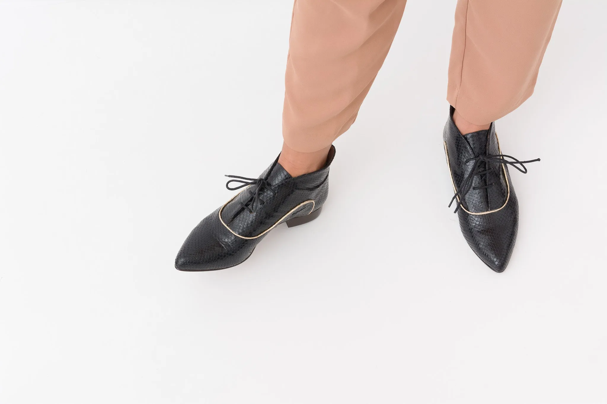 WILLOW Snake Black Pixie Boot