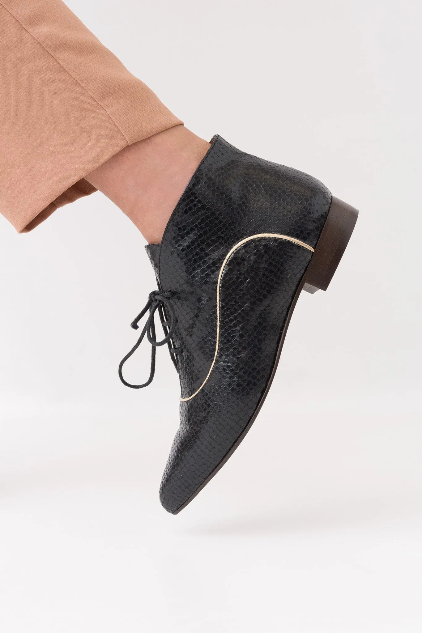 WILLOW Snake Black Pixie Boot