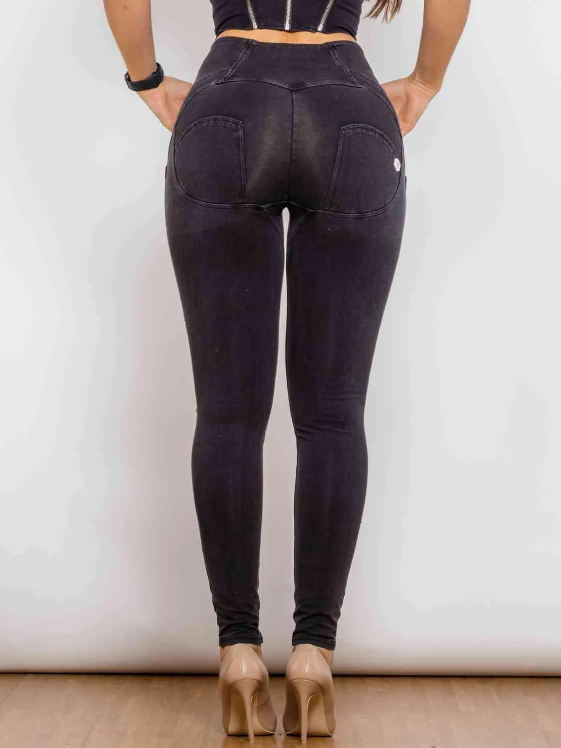Zip-Up Skinny Jeans